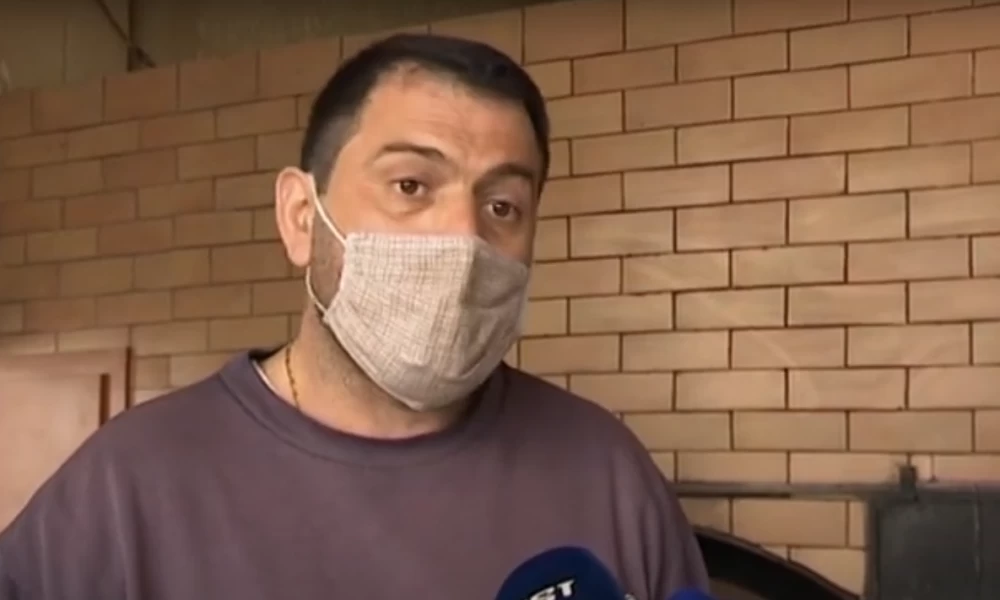 Το φυσάει και δεν κρυώνει φούρναρης που έπεσε θύμα απάτης